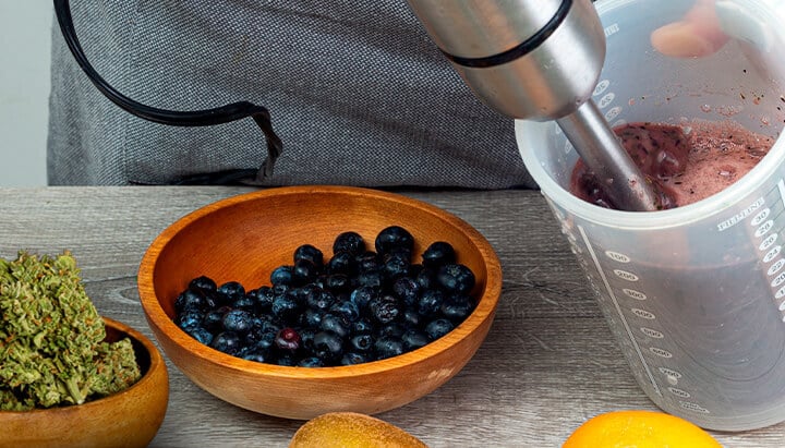 Cannabis blueberry smoothie Cannabis blueberry smoothie