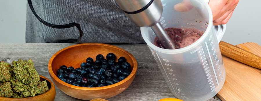 Cannabis blueberry smoothie Cannabis blueberry smoothie