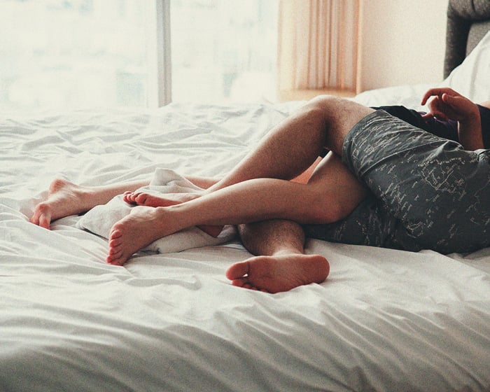 Does Smoking Weed Affect Relationships? Does Smoking Weed Affect Relationships?