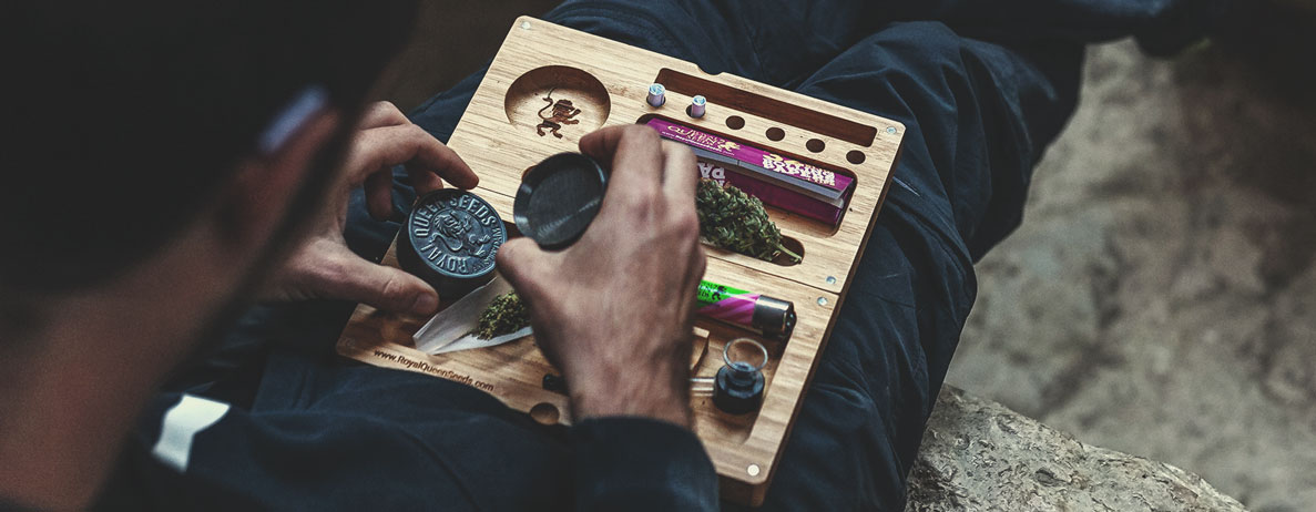 What Are Rolling Trays? What Are Rolling Trays?