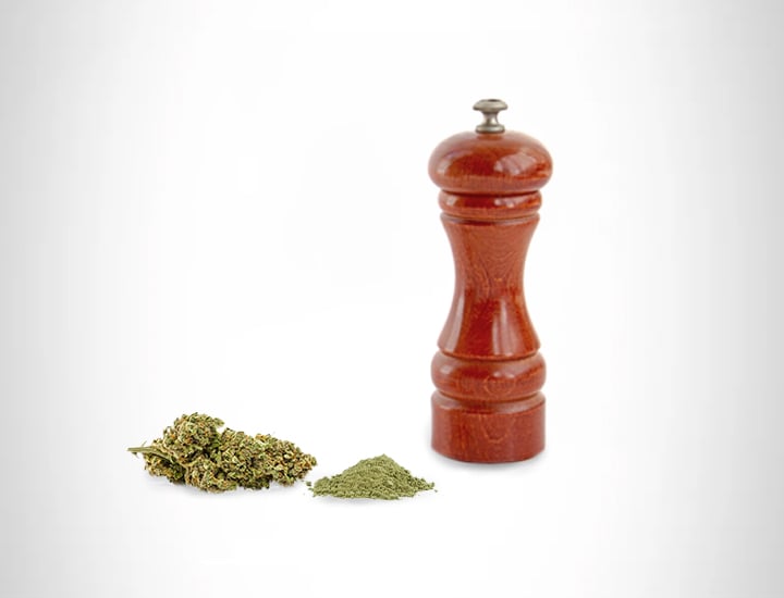 BLACK PEPPER GRINDER