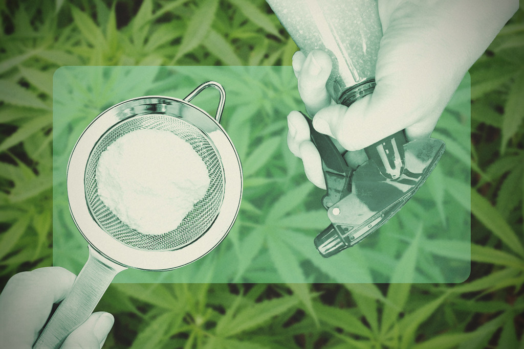 How to Use Baking Soda When Growing Weed