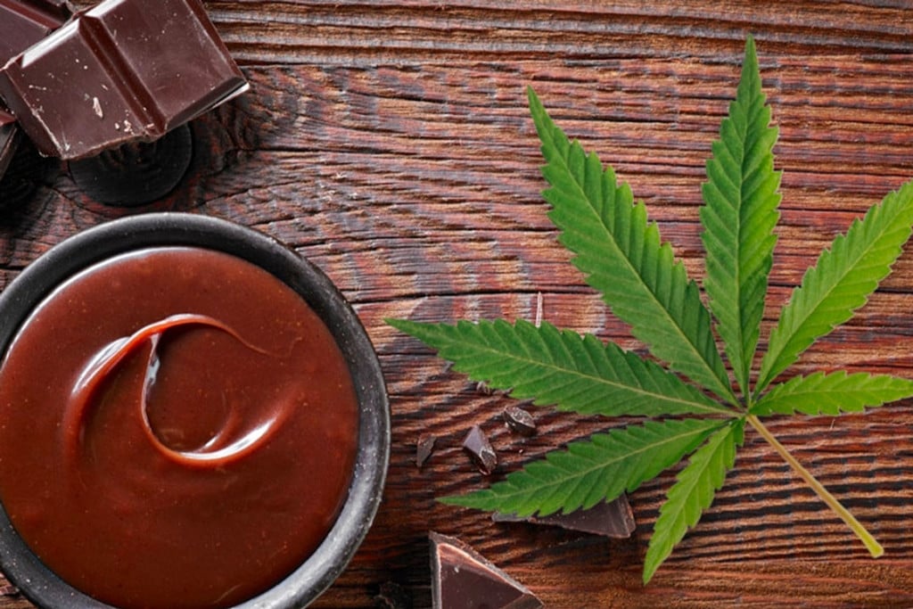 How To Make Cannabis Chocolate Sauce In Just 4 Steps