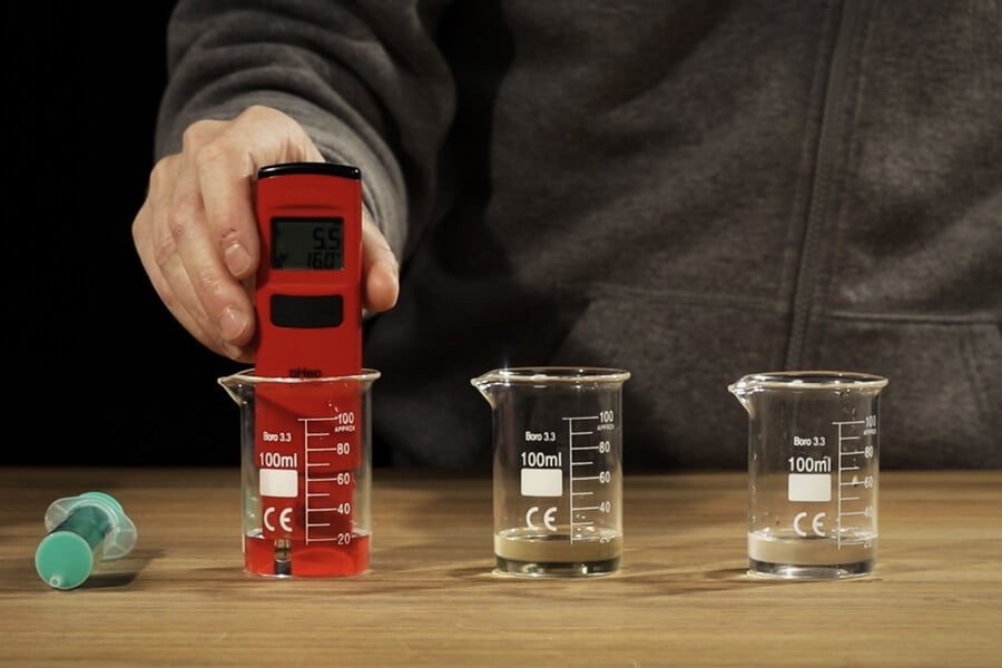 How To Use And Calibrate Your Cannabis pH Meter