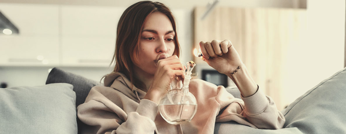 How to Use Ice Catcher Bongs How to Use Ice Catcher Bongs