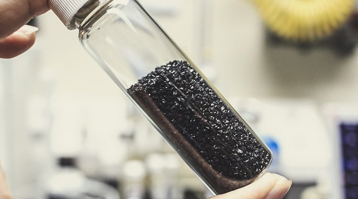 How to Make a Sploof With Activated Carbon